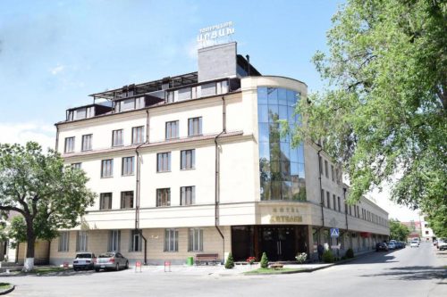 Artsakh Hotel Yerevan (ایروان )