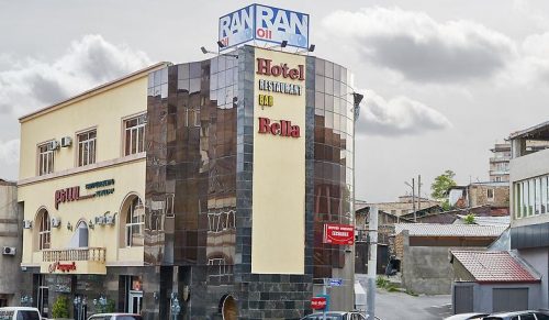Bella hotel (ایروان)